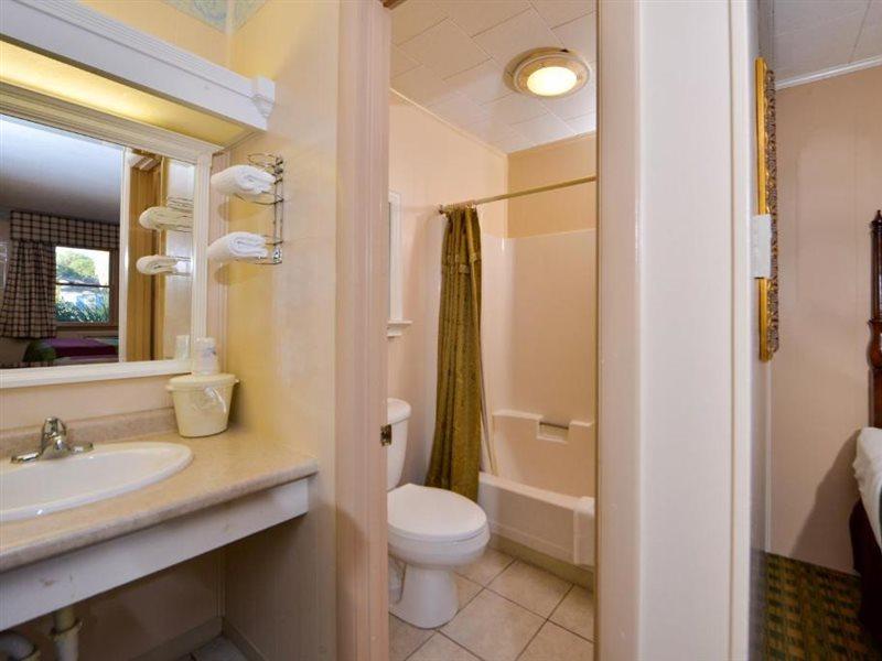 Americas Best Value Inn Chincoteague Buitenkant foto
