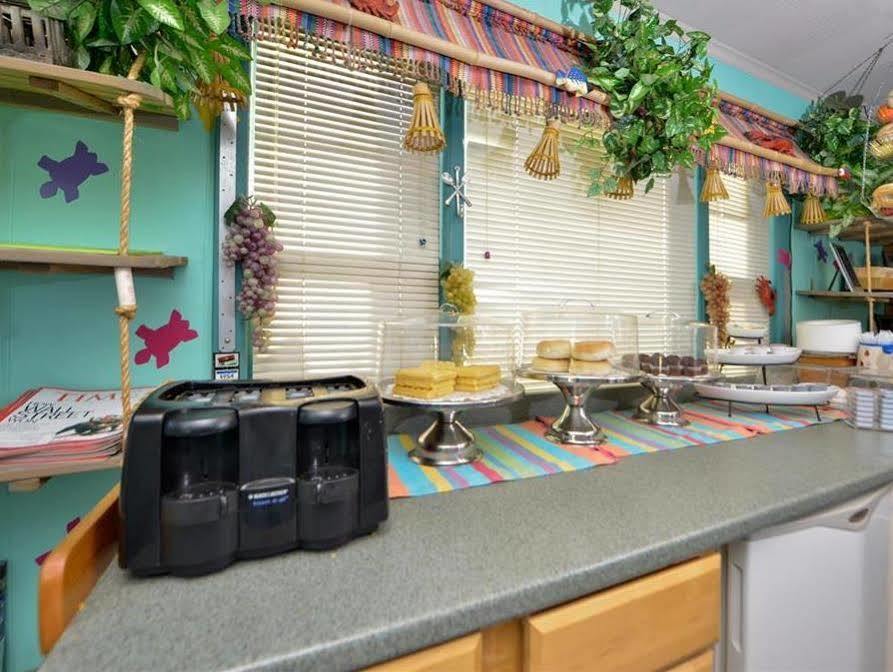 Americas Best Value Inn Chincoteague Buitenkant foto
